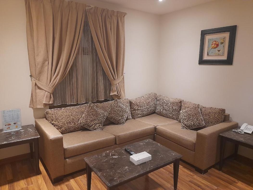 Aswar Hotel Suites Al Khobar Exterior photo